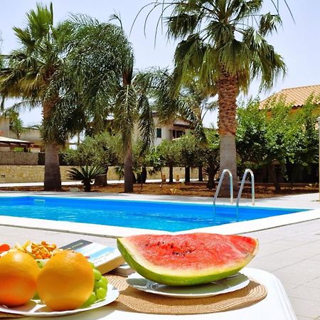Villa Paradiso Алькамо-Марина Екстер'єр фото